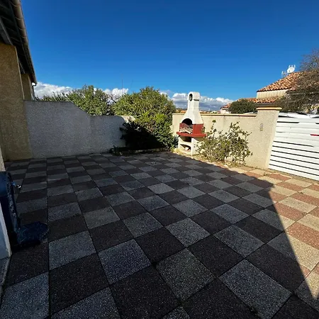 Maison De A La